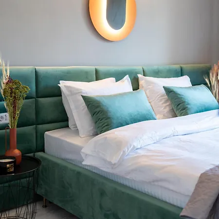 Contemporary Comfort: Spacious 2br In Vibrant East Bucharest