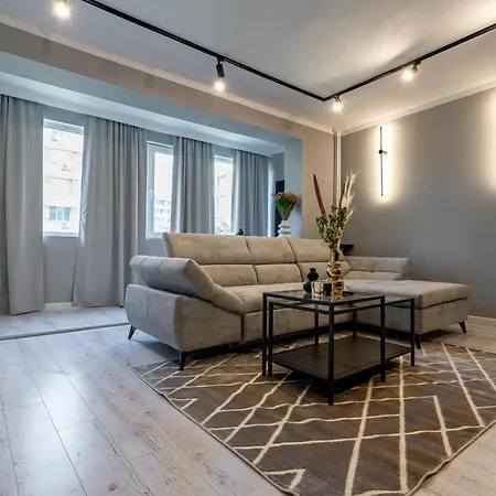 Contemporary Comfort: Spacious 2br In Vibrant East Bucharest